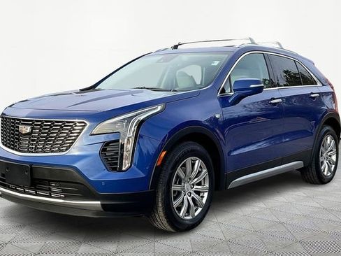Used 2022 Cadillac XT4 Premium Luxury w/ Driver Awareness Package image 3