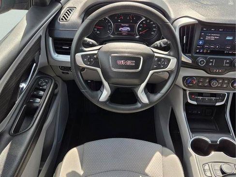 Used 2022 GMC Terrain SLE w/ Driver Convenience Package FWD image 14