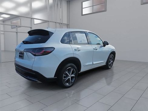 Certified 2025 Honda HR-V EX-L image 9