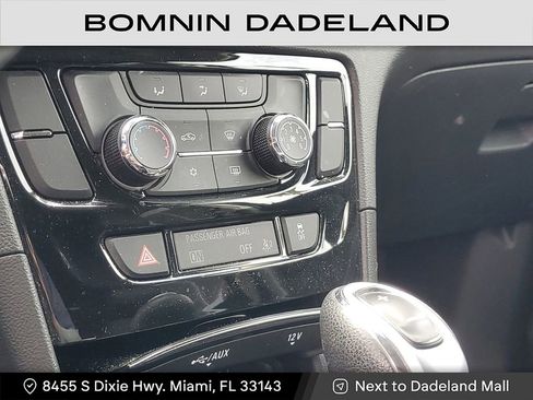 Used 2022 Buick Encore Preferred w/ Safety Package image 26