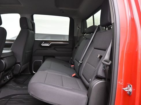 New 2026 GMC Sierra 3500 SLE w/ SLE Value Package AWD/4WD image 18