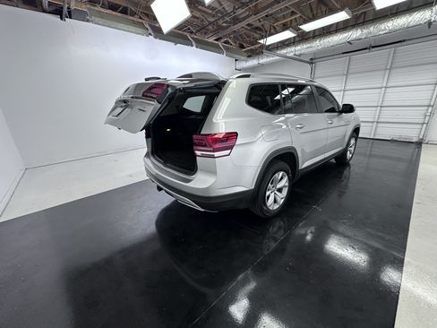Used 2018 Volkswagen Atlas SE AWD/4WD image 26