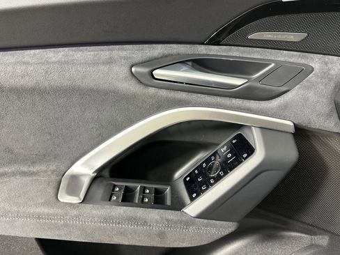 New 2025 Audi SQ5 Premium Plus image 10