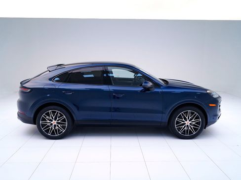 New 2026 Porsche Cayenne Coupe image 8