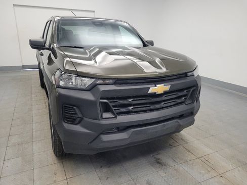 Used 2023 Chevrolet Colorado W/T image 14