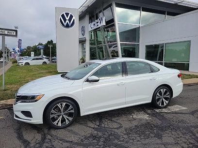Certified 2022 Volkswagen Passat 2.0T SE