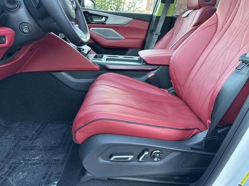 Used 2026 Acura MDX A-Spec image 9