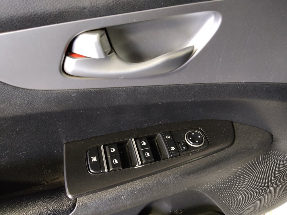 Used 2023 Kia Forte LXS FWD image 27