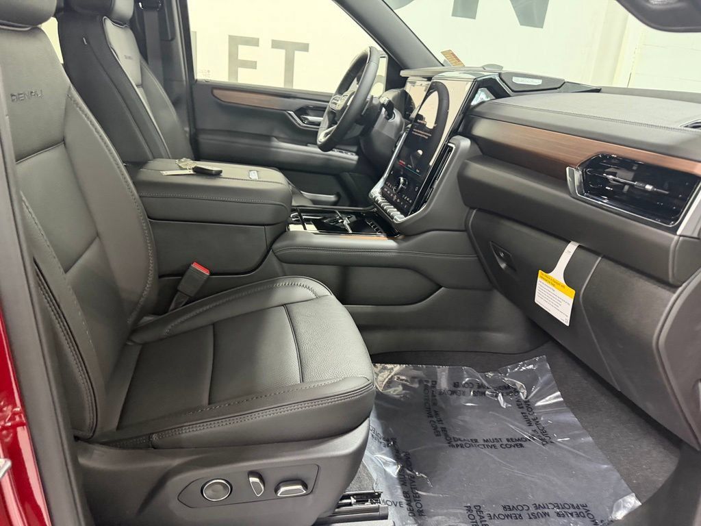 New 2026 GMC Yukon Denali w/ Denali Reserve Package AWD/4WD image 29