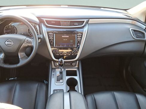 Used 2023 Nissan Murano SV image 14