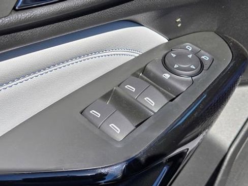 New 2026 Chevrolet Trax LT w/ Midnight Edition image 14