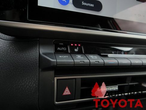 New 2026 Toyota Camry XLE image 10