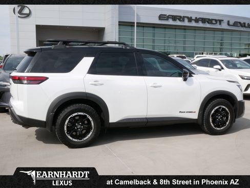 Used 2025 Nissan Pathfinder Rock Creek AWD/4WD image 9