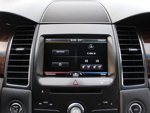 Used 2014 Ford Taurus Limited image 26