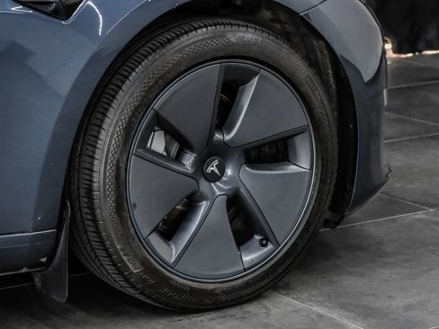 Used 2023 Tesla Model 3 Standard Range RWD image 62