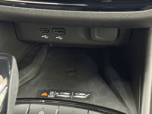 Used 2026 Buick Envista Avenir FWD image 52