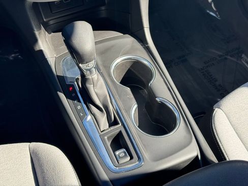 Used 2024 Chevrolet Equinox LS w/ LS Convenience Package image 16