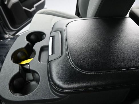 Used 2024 RAM 3500 Big Horn image 39