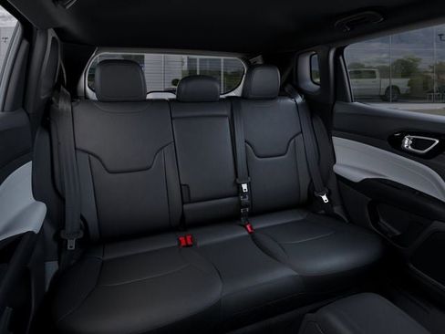 New 2026 Jeep Compass Limited AWD/4WD image 15