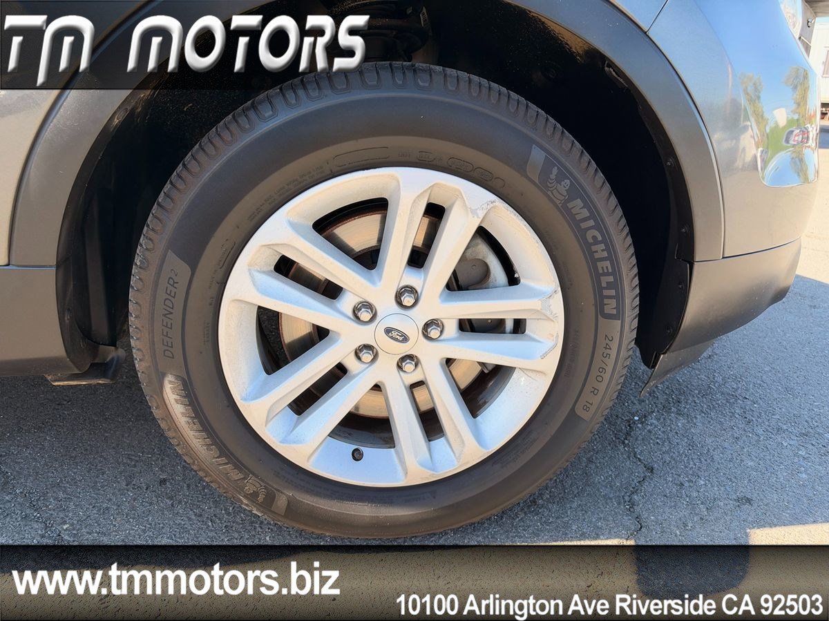 Used 2015 Ford Explorer XLT w/ Equipment Group 202A FWD image 10