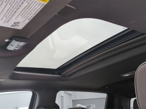 Certified 2023 GMC Sierra 1500 Denali image 19