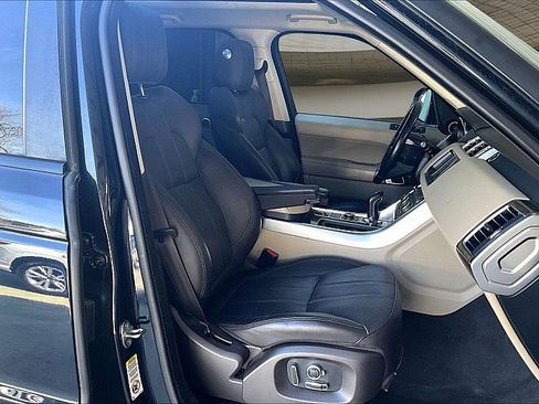 Used 2016 Land Rover Range Rover Sport HSE image 7