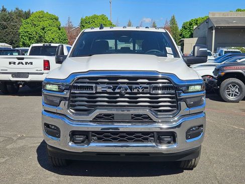 New 2026 RAM 2500 Tradesman AWD/4WD image 2