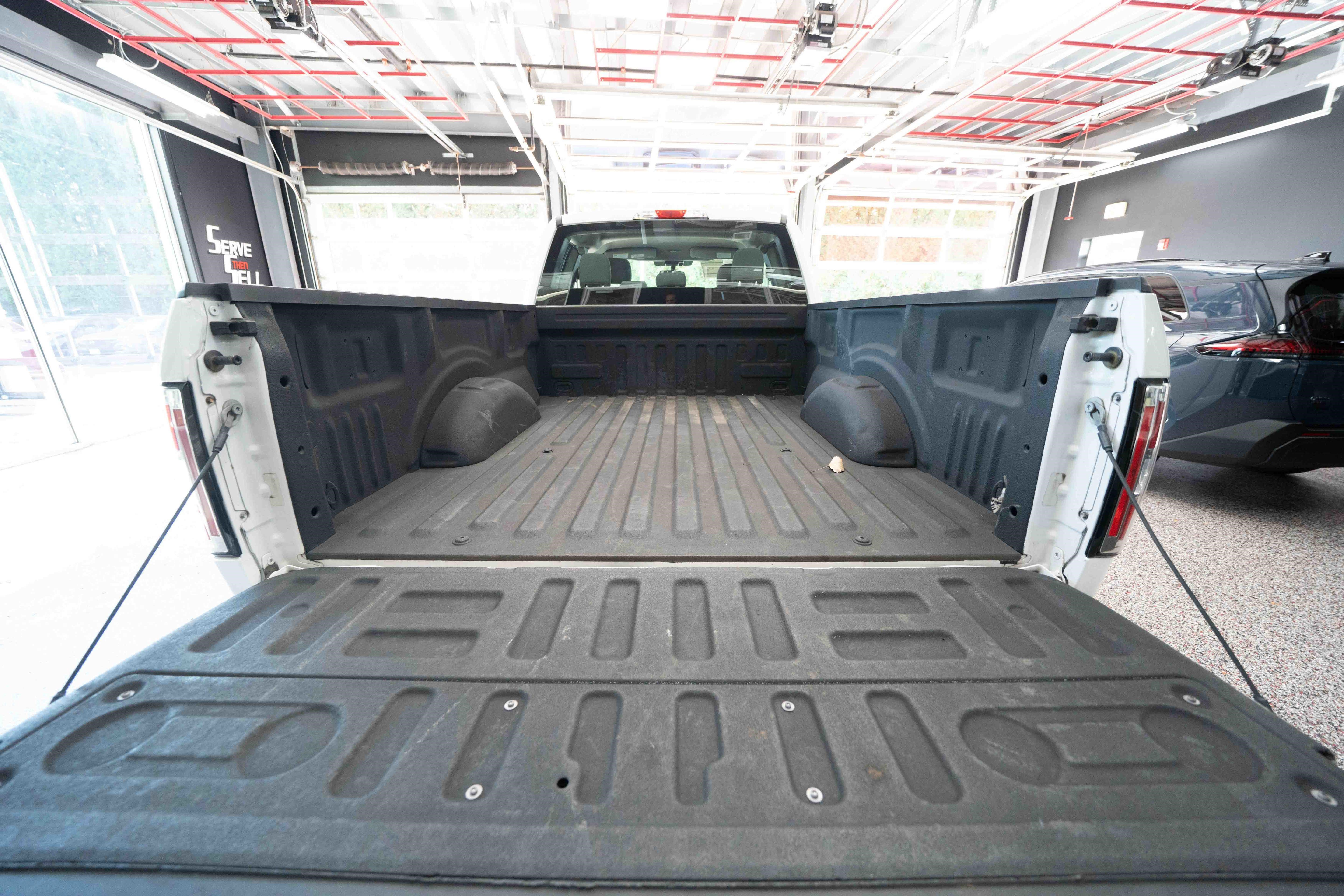 Used 2020 Ford F150 XL w/ Equipment Group 101A Mid RWD image 27