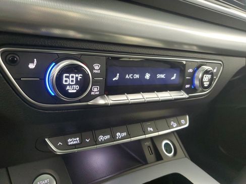 Used 2025 Audi Q5 2.0T Premium image 30