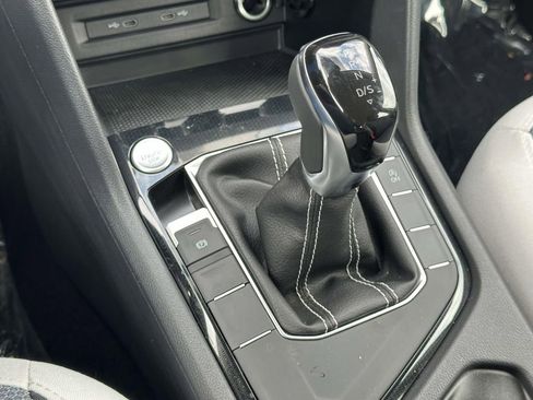 New 2025 Volkswagen Taos S FWD image 21