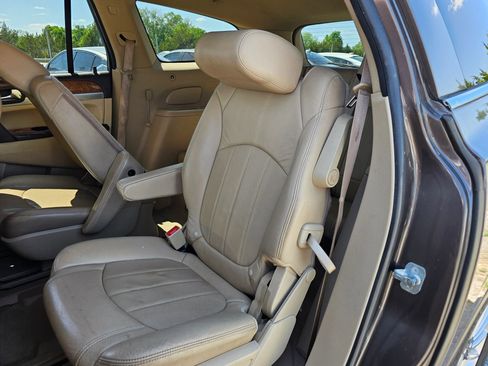Used 2012 Buick Enclave Leather image 5
