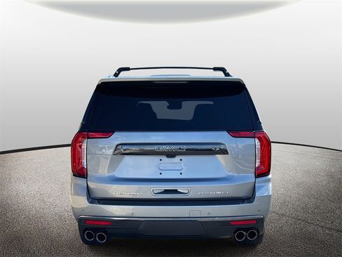 Used 2024 GMC Yukon XL Denali Ultimate image 4