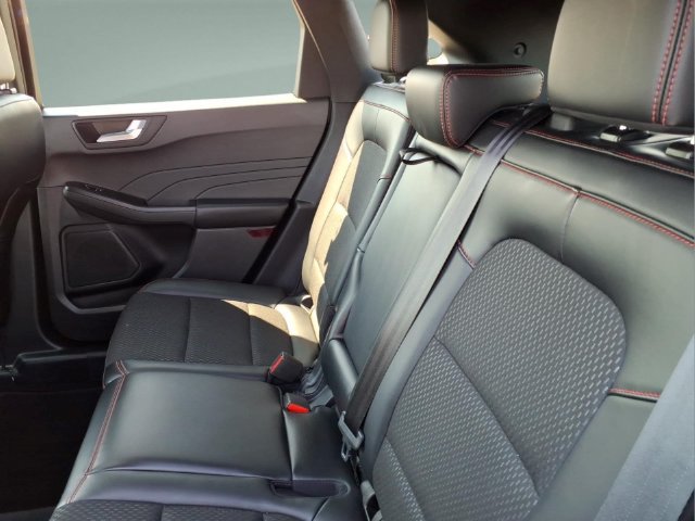 Used 2026 Ford Escape ST-Line AWD/4WD image 15