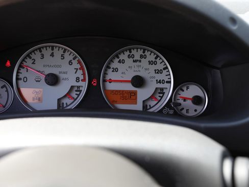 Used 2012 Nissan Frontier PRO-4X AWD/4WD image 21