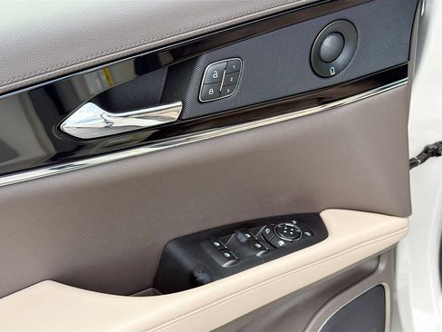 Certified 2021 Lincoln Nautilus Reserve AWD/4WD image 18