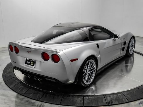 Used 2010 Chevrolet Corvette ZR1 w/ Preferred Equipment Group RWD image 20