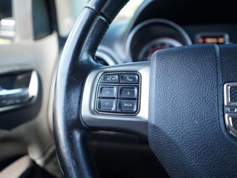 Used 2019 Dodge Journey Crossroad AWD/4WD image 28