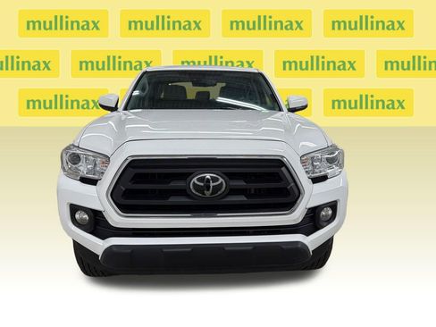 Used 2023 Toyota Tacoma SR5 w/ Technology Package RWD image 15