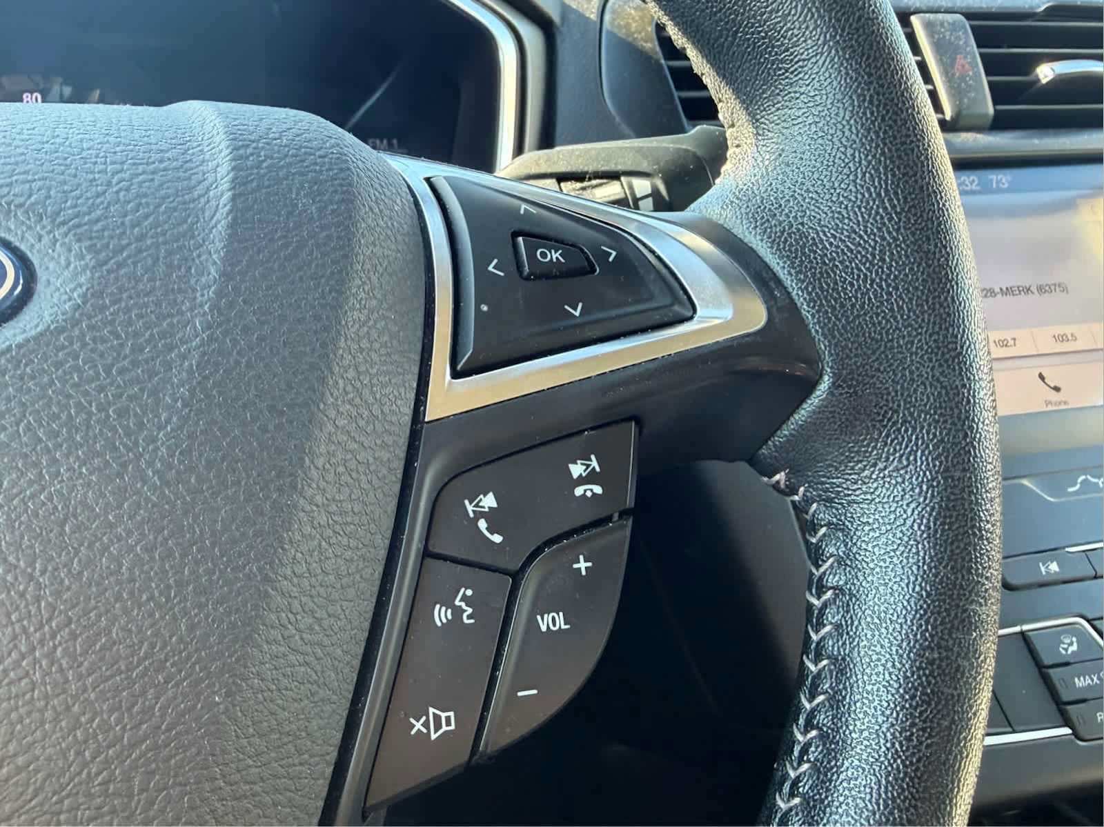 Used 2019 Ford Fusion SE w/ Equipment Group 151A FWD image 11