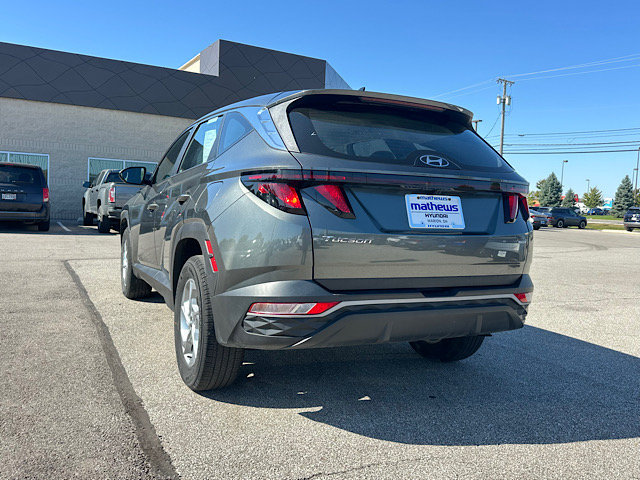 Used 2023 Hyundai Tucson SE AWD/4WD image 4