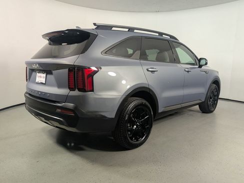 Used 2022 Kia Sorento S w/ Panoramic Sunroof Package AWD/4WD image 7