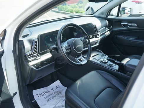 Used 2023 Kia Sportage EX AWD/4WD image 15