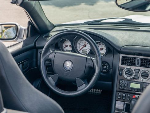 Used 2003 Mercedes-Benz SLK 32 AMG image 45