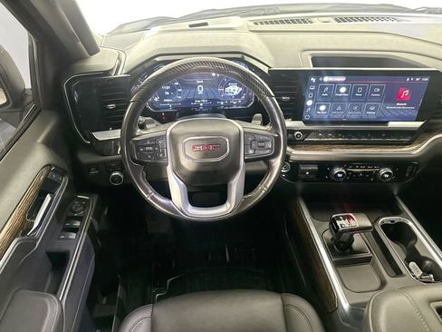 Used 2022 GMC Sierra 1500 Elevation w/ Elevation Premium Package AWD/4WD image 22