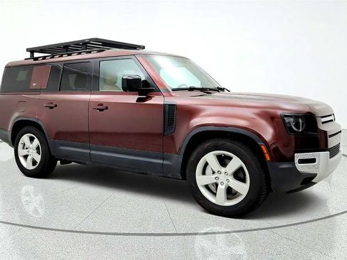 Used 2023 Land Rover Defender 130 SE AWD/4WD image 3