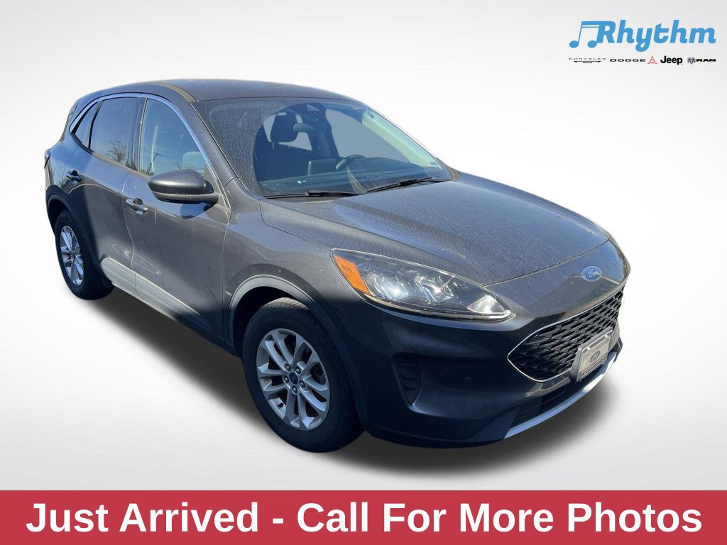 Used 2020 Ford Escape SE FWD 360° Tour