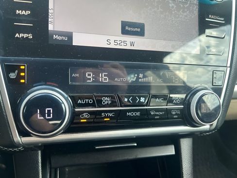 Used 2018 Subaru Outback 2.5i Limited AWD/4WD image 26