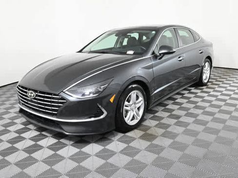 Used 2023 Hyundai Sonata Limited image 2