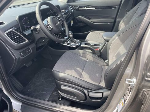 New 2026 Kia Seltos S AWD/4WD image 8