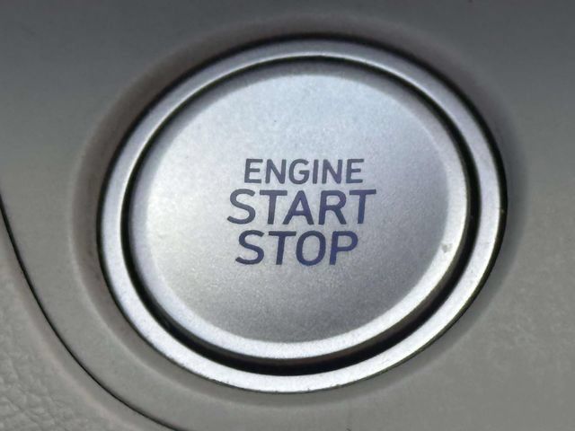 Used 2024 Hyundai Elantra Limited FWD image 34